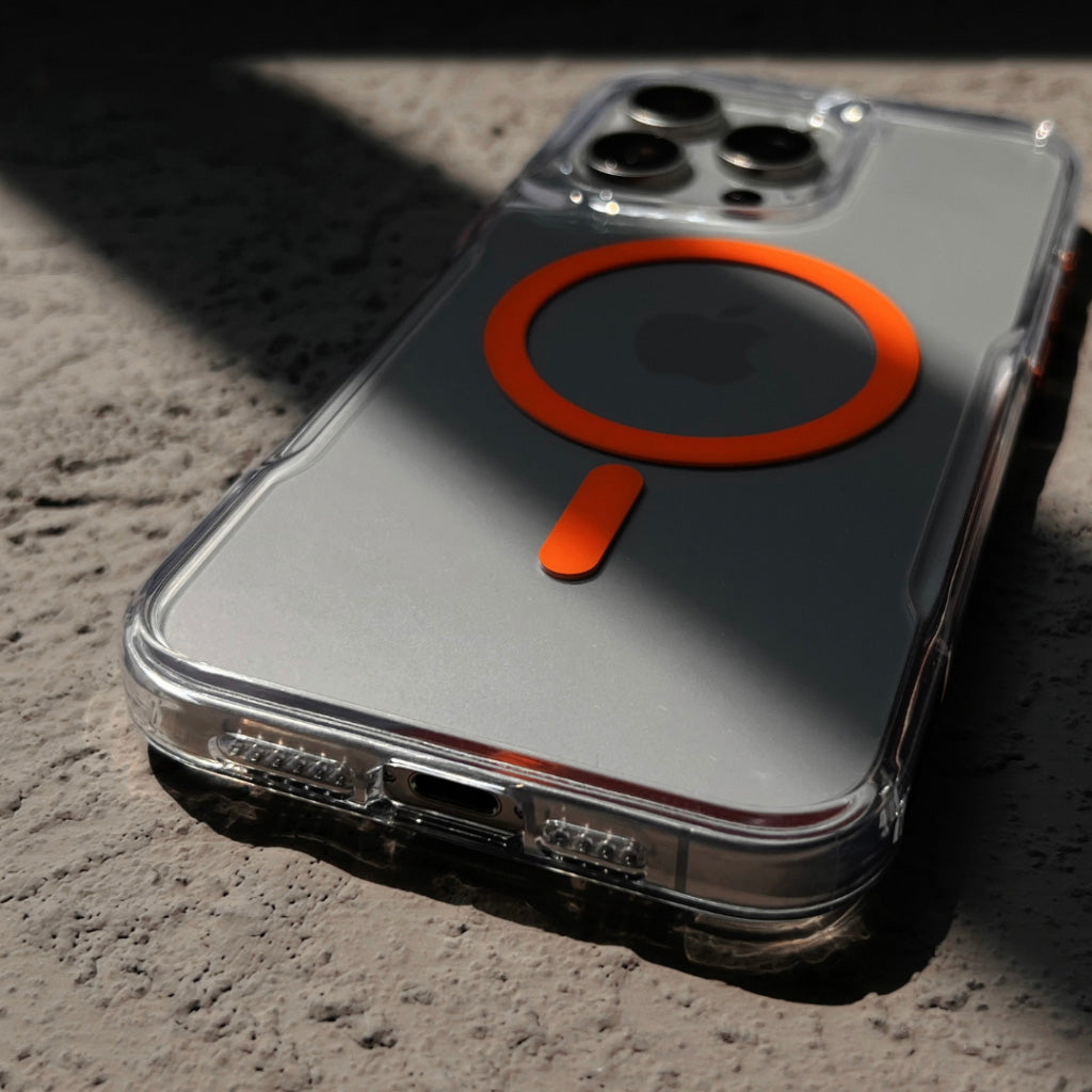 Aurora Şeffaf Magsafe Kılıf